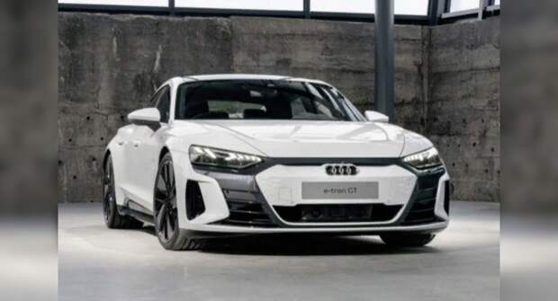 Внешность и салон первого электроседана Audi раскрыли до дебюта