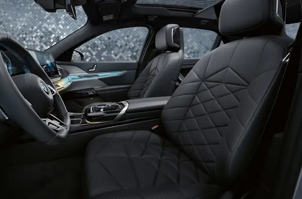 У новой BMW 7 серии появилась первая спецверсия