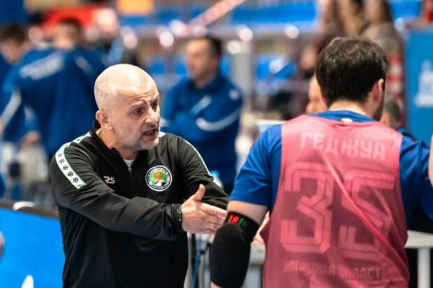 Сургутский «Факел» возглавил главный тренер команды, которая снялась с чемпионата России по футзалу