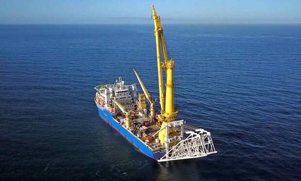 Зачем «Академик Черский» выдвинулся в Германию