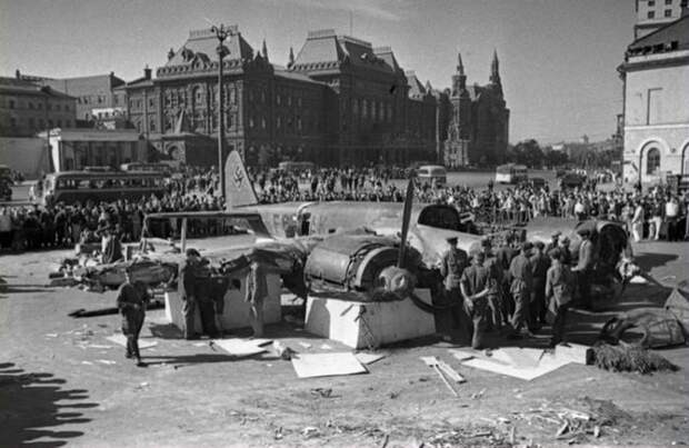 Как советские художники и архитекторы прятали Москву от фашистских бомбардировщиков