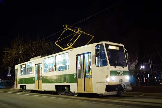 Tatra Т7 общественный транспорт, парад трамваев, ретро техника, трамвай