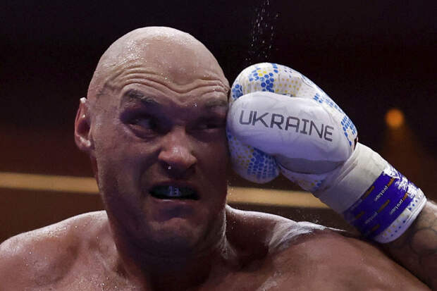 Британский боксер Фьююри заявил, что возьмет реванш у Усика