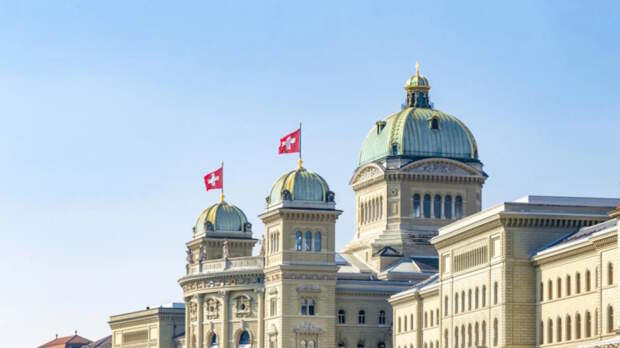 Швейцария внесла девять российских военных в санкционный список