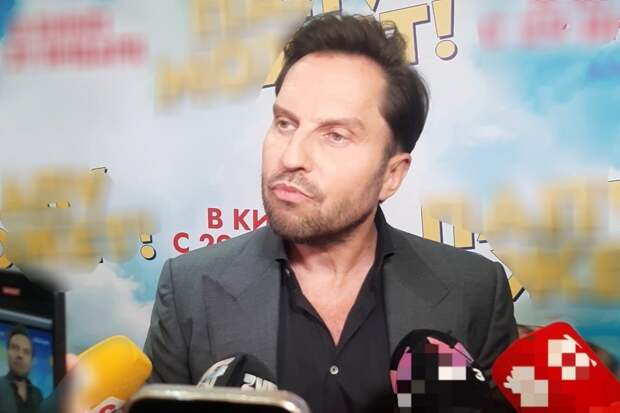 Артист Ревва раскрыл взаимоотношения с детьми: «Превращаюсь в кисель»