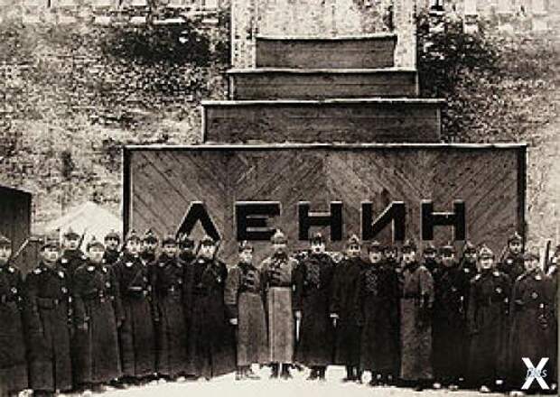 Мумия красного фараона