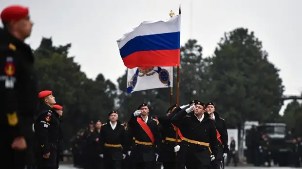 «Комедия продолжается»: в России ответили на идею Зеленского лишить Севастополь «спецстатуса»