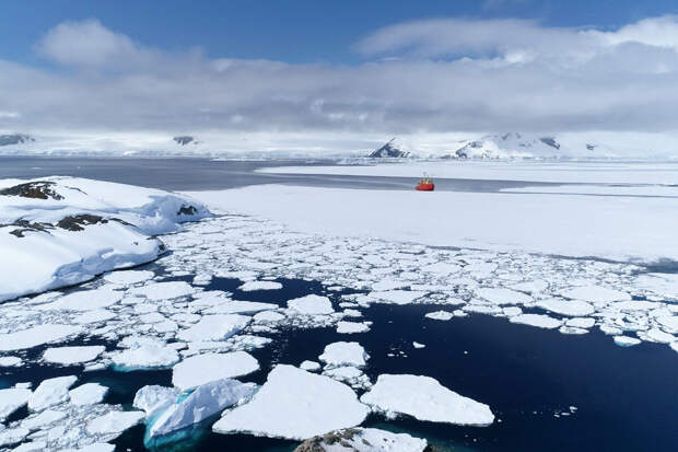 Климатолог Кокорин: без ледоколов по Севморпути может будет ходить через 50 лет