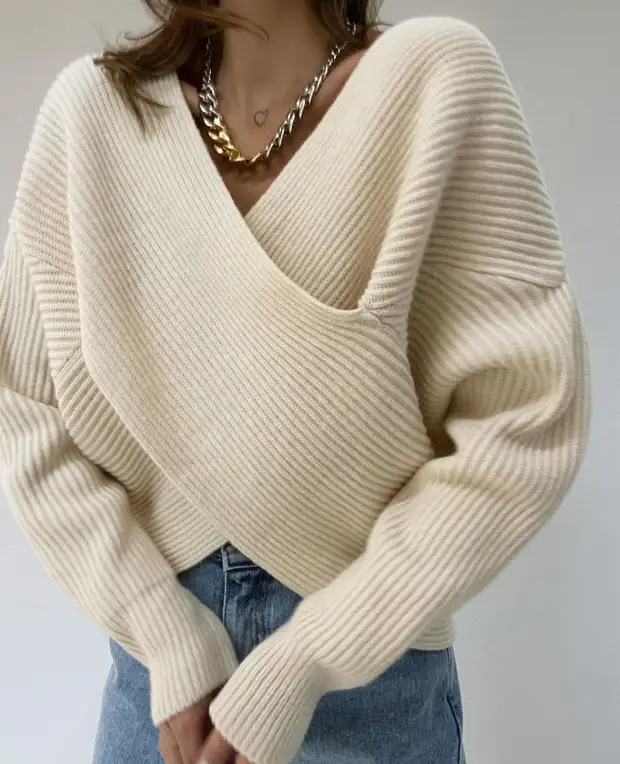 Модный свитер зима 2021: новые и оригинальные модели для стильных леди (+13 фото)