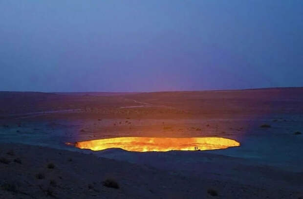 «Врата ада» на Земле: газовый кратер Дарваза горит с 1971 года и, возможно, начинает затухать
