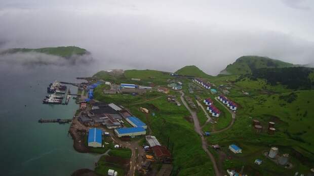 Курильск на острове Итуруп. /Фото: esp.md Курильск на острове Итуруп. /Фото: esp.md