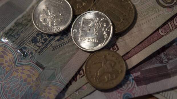 Госдума приняла законопроект о ежемесячных надбавках к пенсии по 12,5 тысячи рублей