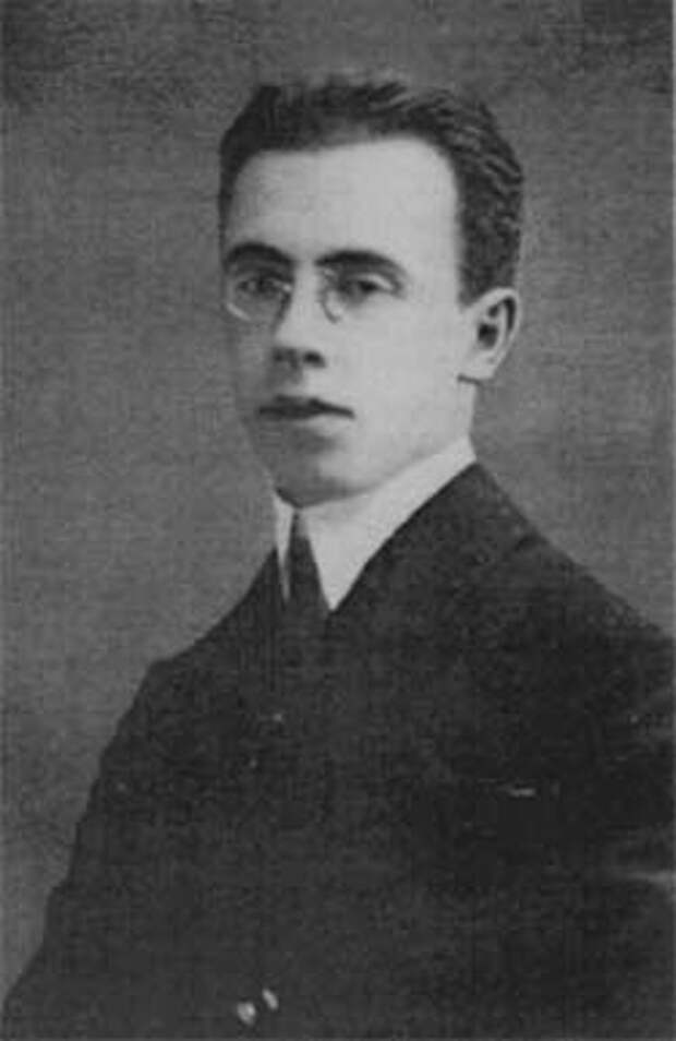 Дмитрием богровым. Дмитрием богровым. Дмитрием богровым. Мордехай богров. Дмитрием богровым.