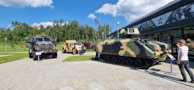Трофейная западная техника в парке "Патриот". Фото: vk.com