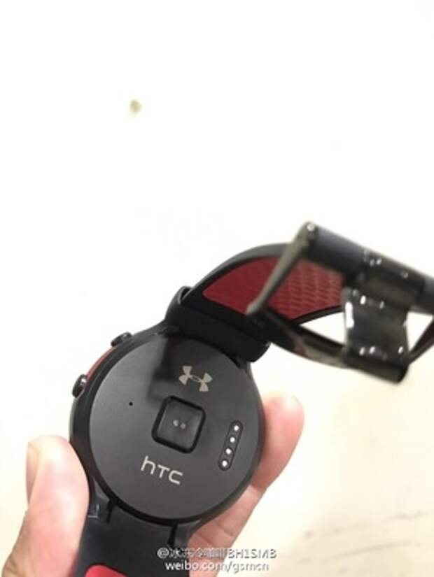 Тыльная сторона HTC Halfbeak