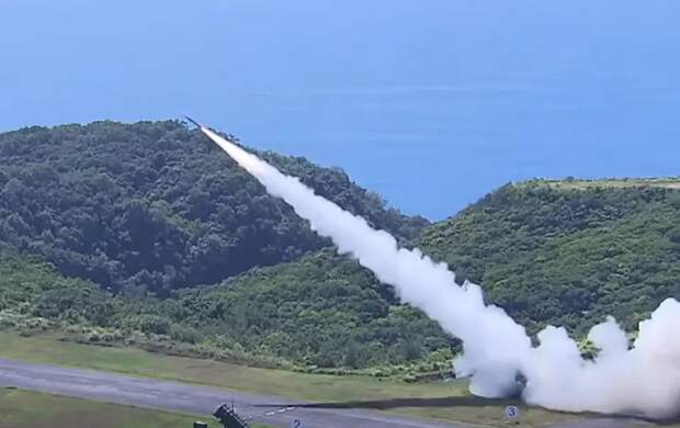 Тайвань намерен на учениях использовать американские ракеты на островах