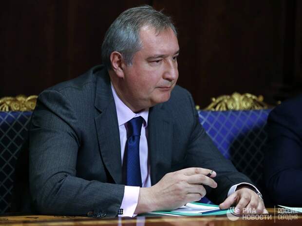 Рогозин ответил на заявление Альфа-банка об отказе от обслуживания оборонки.