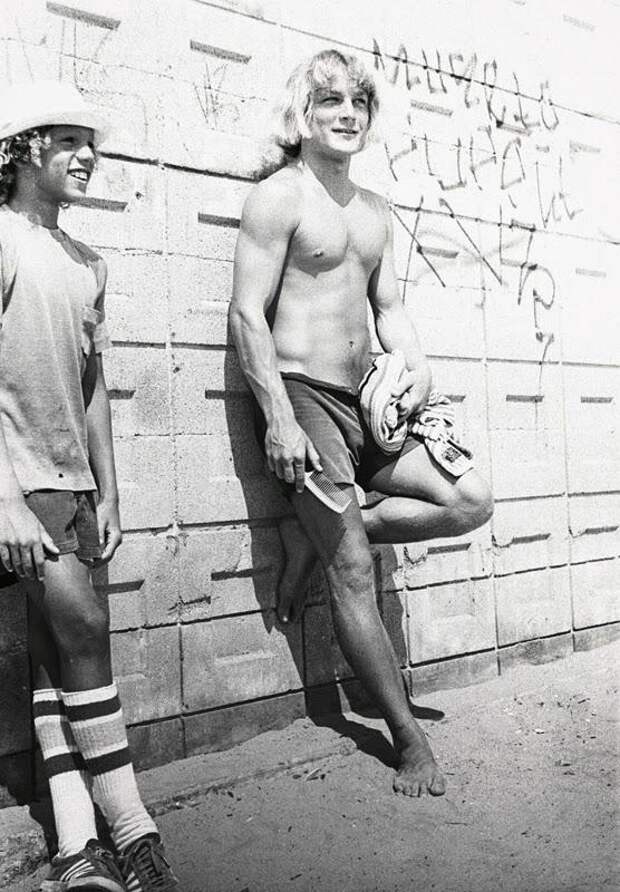 Фотография: Подростки на пляжах Калифорнии в 1970-х №22 - BigPicture.ru