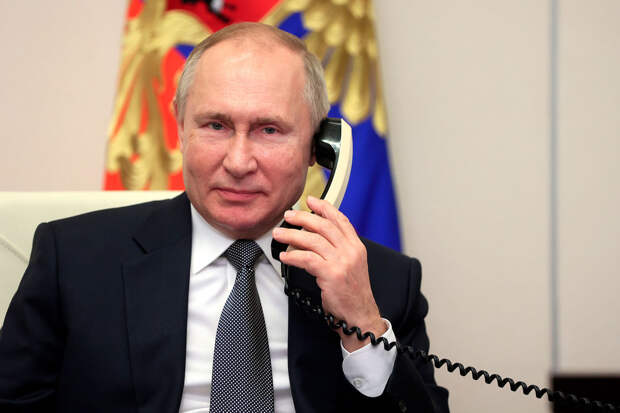 Путин провел телефонный разговор с президентом Казахстана Токаевым