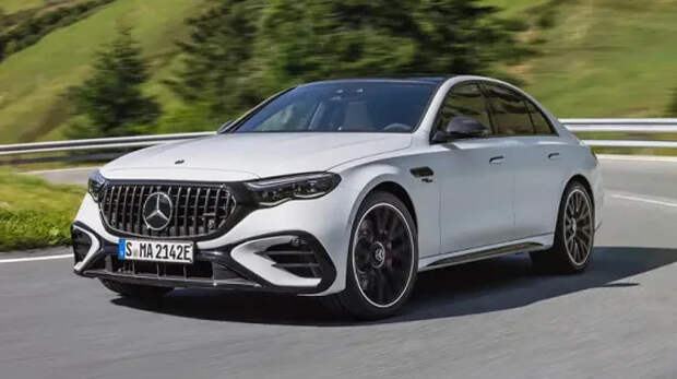 В России уже можно купить Mercedes-AMG E 53 2025: 3 литра, почти 600 л.с. и 100 км без бензина — почти 17 млн рублей