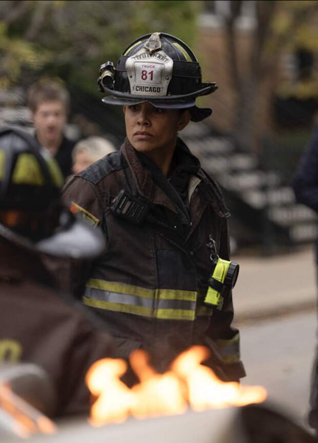 Miranda Rae Mayo as Stella Kidd on Chicago Fire Season 13 Episode 12.