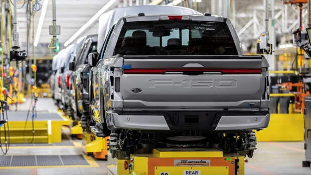 Покрыть убытки: Ford и GM заработают на Пентагоне