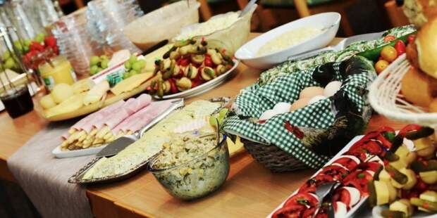 Отельный ужас: названы блюда, которые гарантированно отправят вас в туалет вместо моря