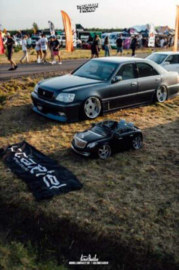 tsunami picnic x lowdaily 56