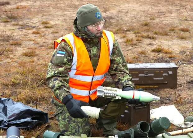 Взорвать города и бежать в Финляндию: эстонский военачальник объявил о действиях в случае «войны» с РФ