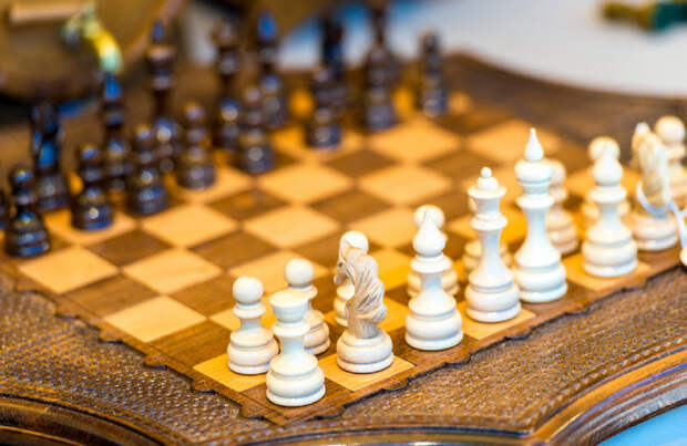 Федерацию шахмат России исключили из FIDE на два года