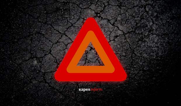 Автобус с пассажирами опрокинулся на заснеженной автодороге в Карелии