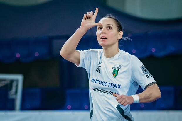 Футзалистки «Норманочки» дома разгромили брянский «Спартак»