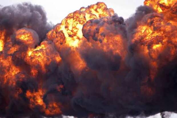 Страшный пожар на рынке в ОАЭ: огонь поглотил огромное здание (ФОТО, ВИДЕО) | Русская весна