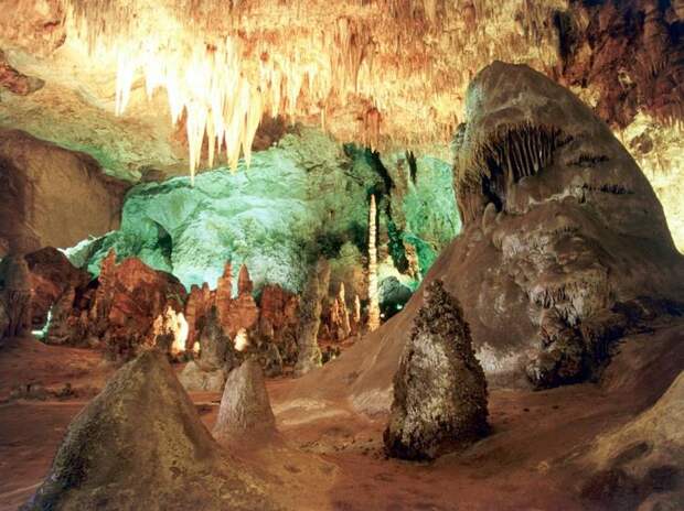 Карлсбадские пещеры фото
