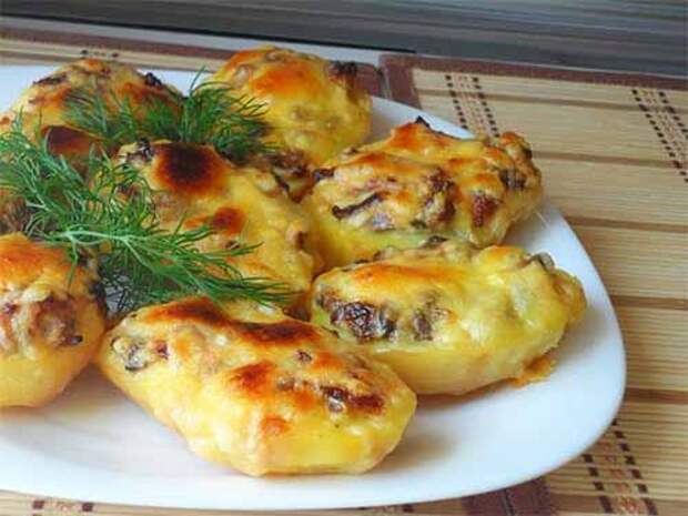 запеченная картошка с грибами