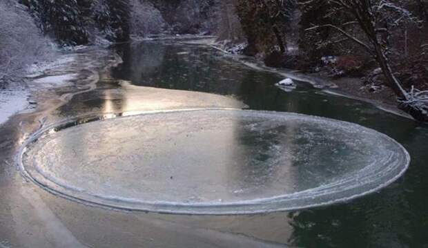 Загадочный ледяной круг теперь нашли на американской реке