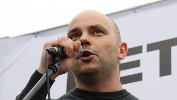 Экс-директор "Открытой России" Пивоваров доставлен в Краснодар