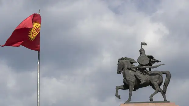 Парламент Киргизии одобрил состав нового кабмина страны