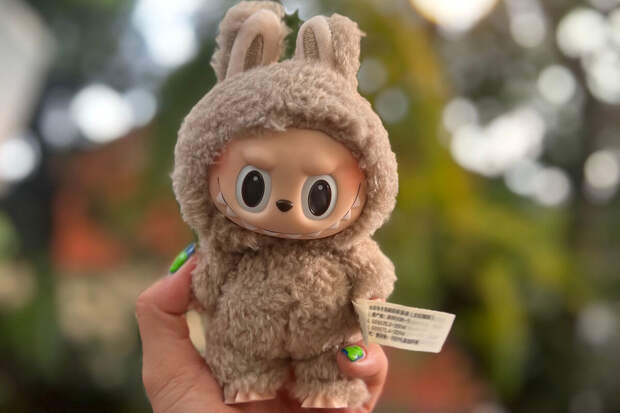 Стармер сообщил, что у него есть маленькая игрушка лабубу