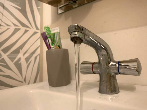 Часть граждан будет платить тройной тариф за воду в 2026 году