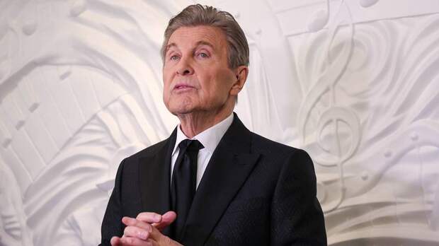 «Я сам еле говорю»: 81-летний Лев Лещенко объяснил проблемы со здоровьем