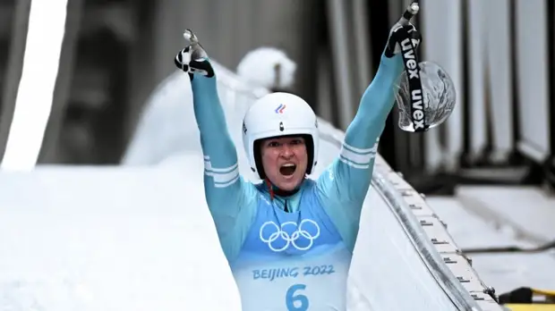 История преодоления: саночница Иванова завоевала бронзу ОИ-2022 через 2,5 месяца после травмы ноги