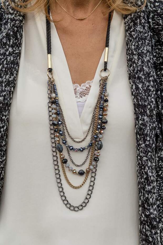 looking-chic-in-our-black-and-white-boucle-cardigan-jacket-society-0135