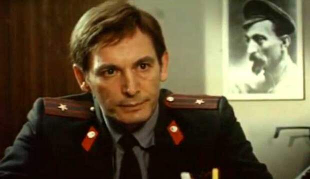 http://sovkinofilm.ru/wp-content/uploads/2015/04/Petrovka-38.jpg