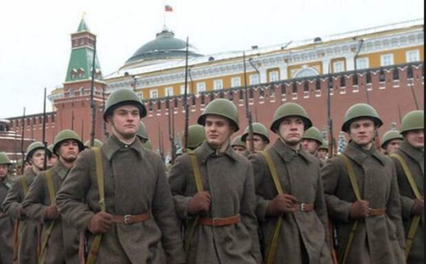 Марш в честь 75-й годовщины военного парада 1941 года Марш в честь 75-й годовщины военного парада 1941 года