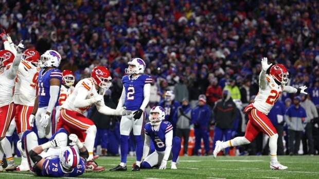 Tyler Bass reacts after missing a field goal against the Chiefs.