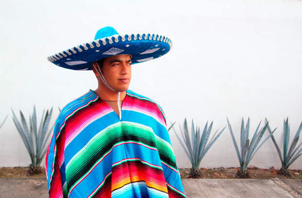 2. Мексиканцы носят сомбреро и пончо в мире, люди, мексика, миф