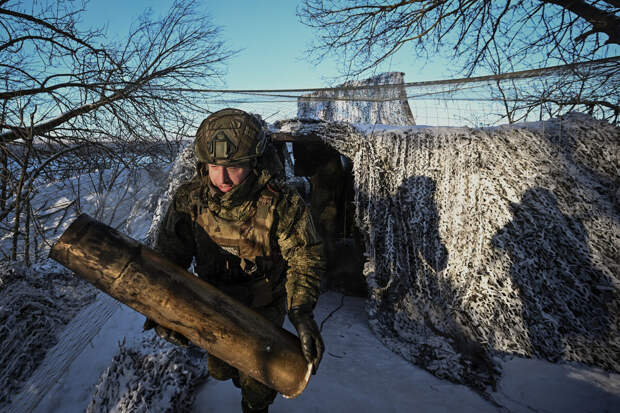 Герасимов сообщил, что ВС РФ взяли под контроль не менее 10 населенных пунктов