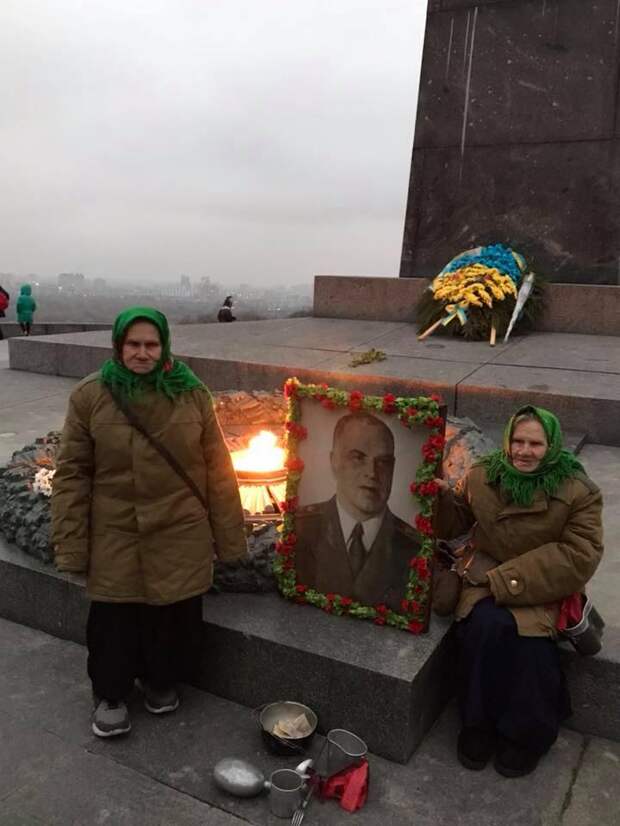 Последняя ниточка, удерживающая город-герой от превращения в Бандерштадт