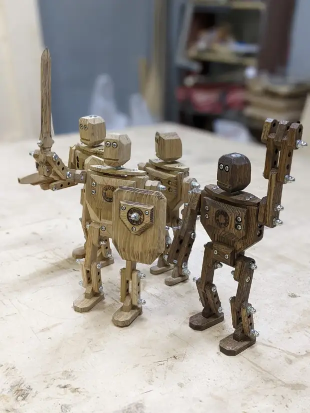 #ВыбирайТверское: житель Твери открыл мастерскую, где делает мебель и кукольные домики